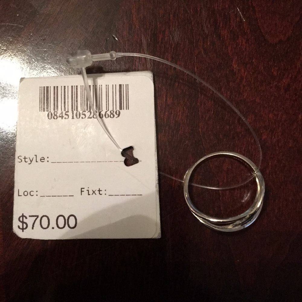 Sterling silver woman’s ring